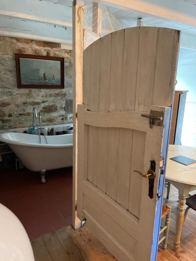 Authentique maison de pêcheur au coeur d'un hameau Crozon Exterior foto
